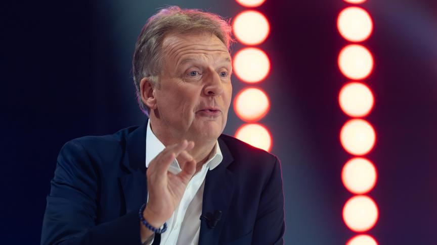 François De Brigode sur le plateau de Questions à la Une
